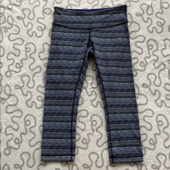 lululemon athletica Pants - Lululemon Space Dye Twist Wunder Under Crops
